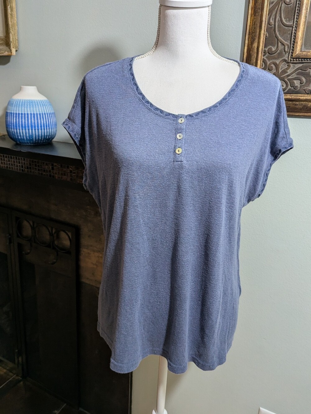 Kuhl Women’s Large Brisa Hemp Blend Embroidery Accent Top Short Sleeve Blue